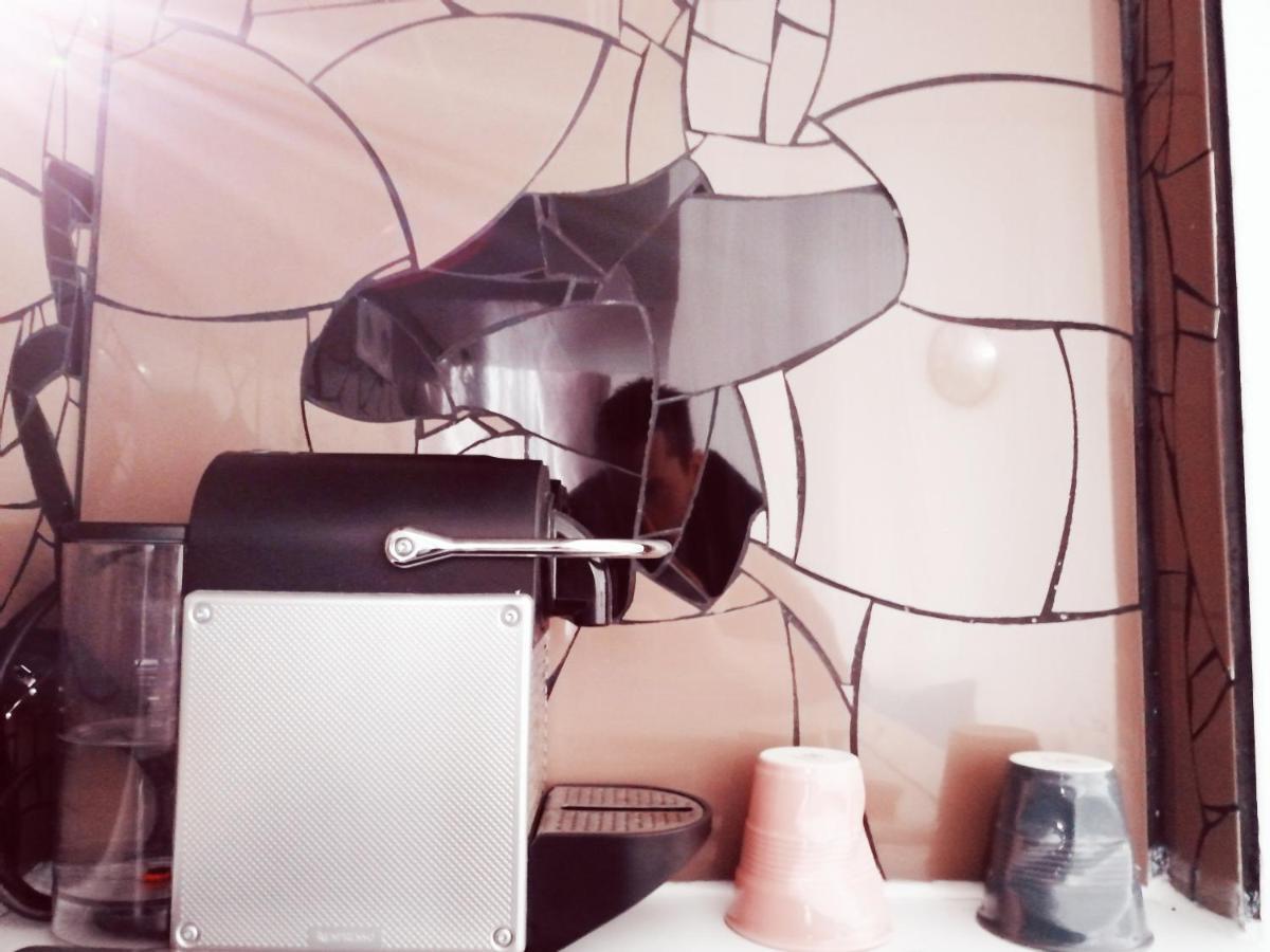 Studio Situe Dans Un Quartier Calme Et Residentiel A Montrouge A Seulement 2 Minutes Du Metro Exteriér fotografie